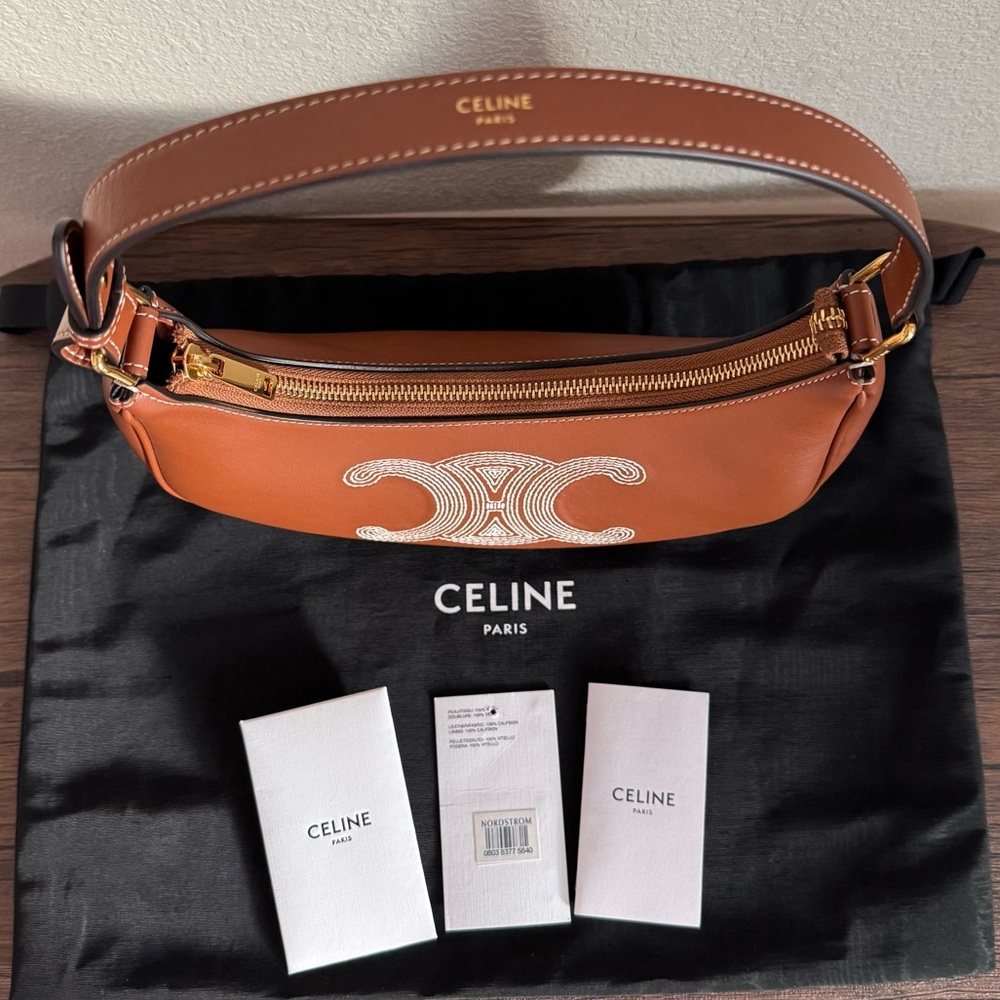 NEW CELINE Medium Ava Calfskin Leather Triomphe Shoulder Bag - Picture 2 of 9